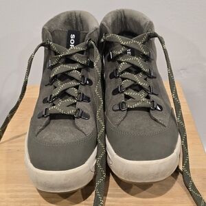 Women's Sorel Olive Suede Lace-Up Outdoor Sneakers Size 9